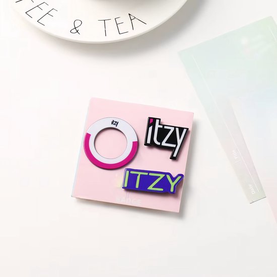 KPOP ITZY Pin Badge [Pin Badge]